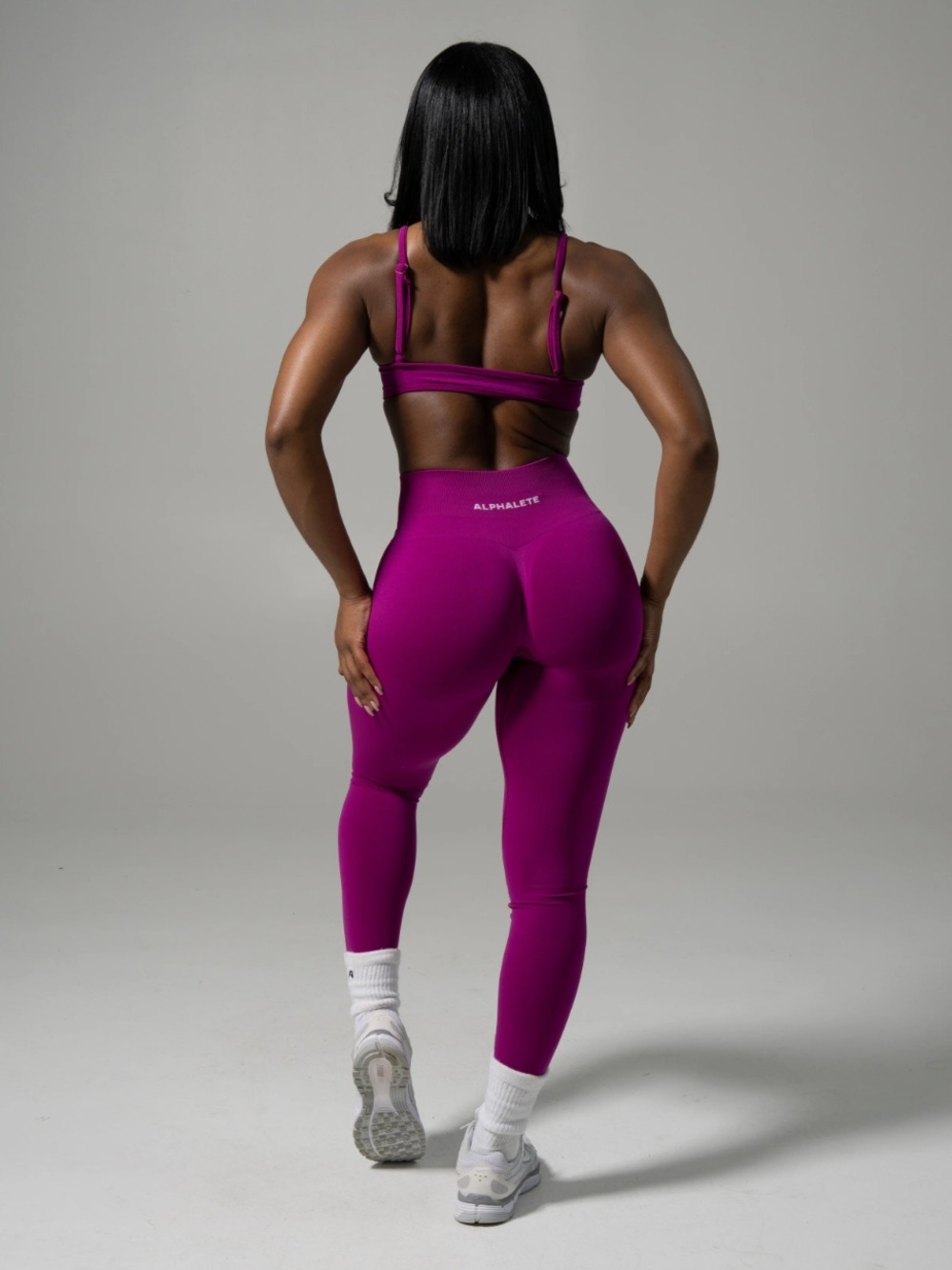 ALPHALETE Pump Mid Rise Legging - Picture 2 of 10